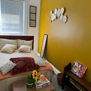 Urban Retreat Oakland Apartment
